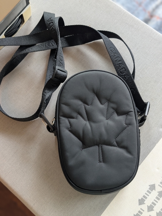 lululemon athletica Handbags - Lululemon ✨LIMITED EDITION ✨Team Canada Olympic 2022 Legacy Crossbody Bag